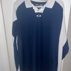 Oakley Blue and White Long Sleeve Tee Sporty Design